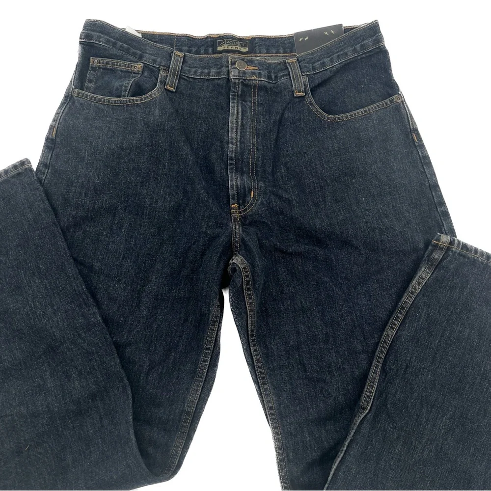 Axist modern relaxed